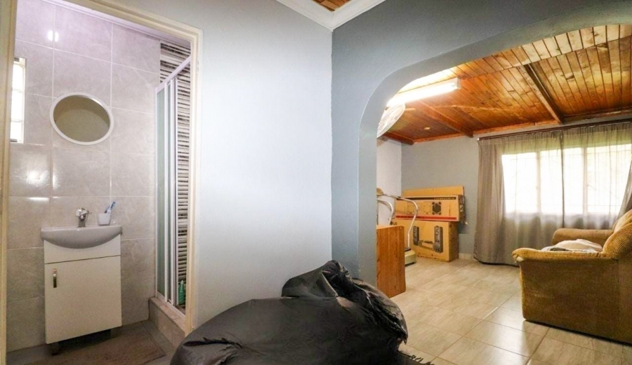 2 Bedroom Property for Sale in Meiringspark North West
